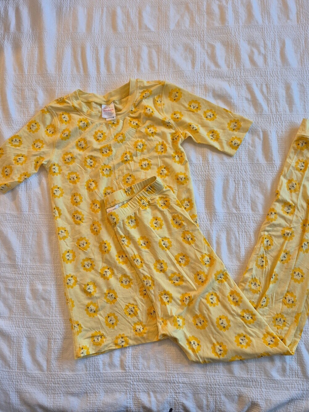 Hanna Andersson girls size 150 or 12 yellow lion design pajama set NEW